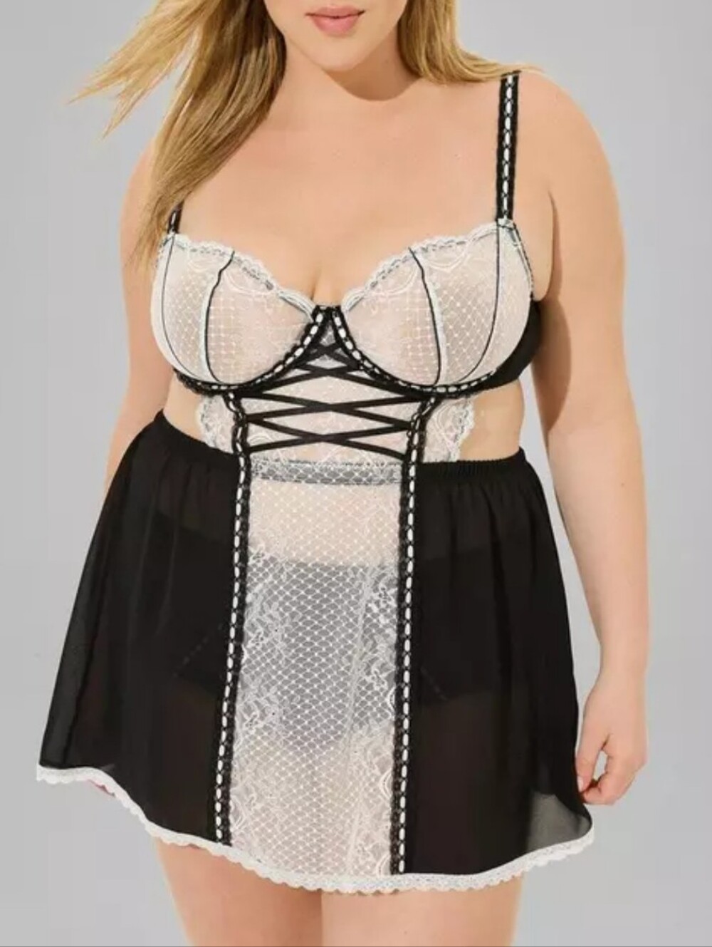#075 Retro Bombshell Lace French Maid Apron Skirt